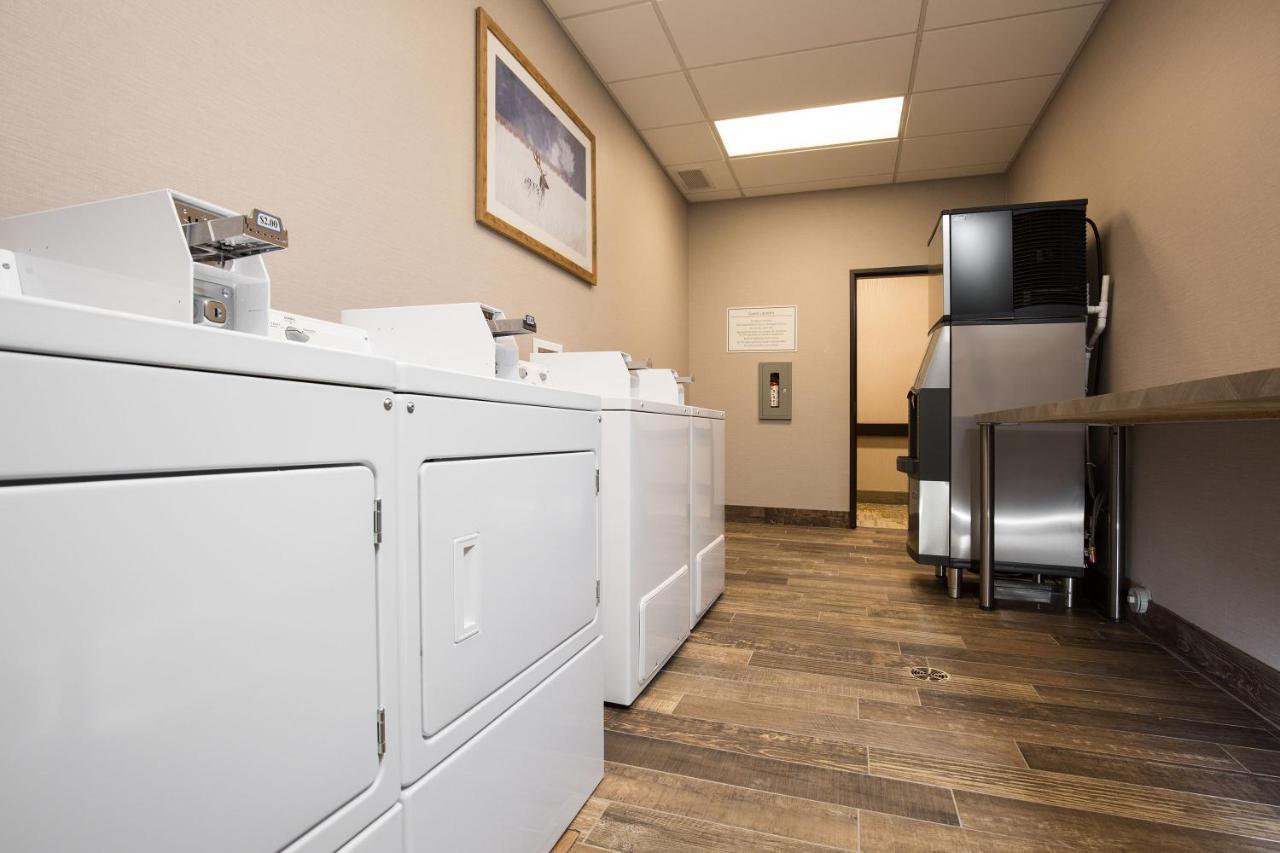 Pomeroy Inn & Suites Prince George Zewnętrze zdjęcie